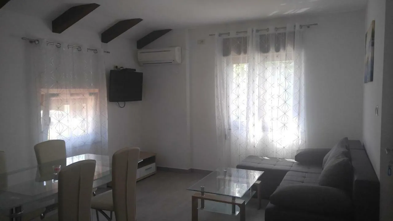 Apartmani Roberta Jurdani Apartment