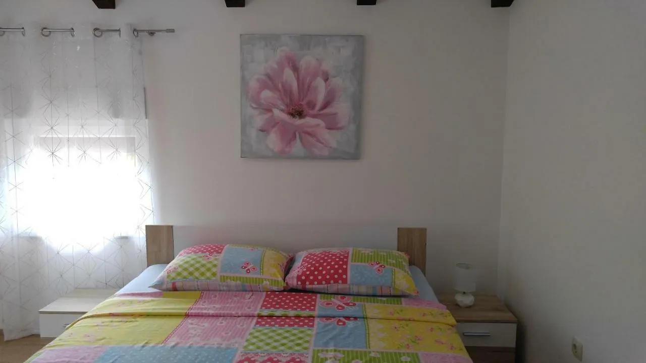 Appartement Apartmani Roberta Jurdani Kroatië